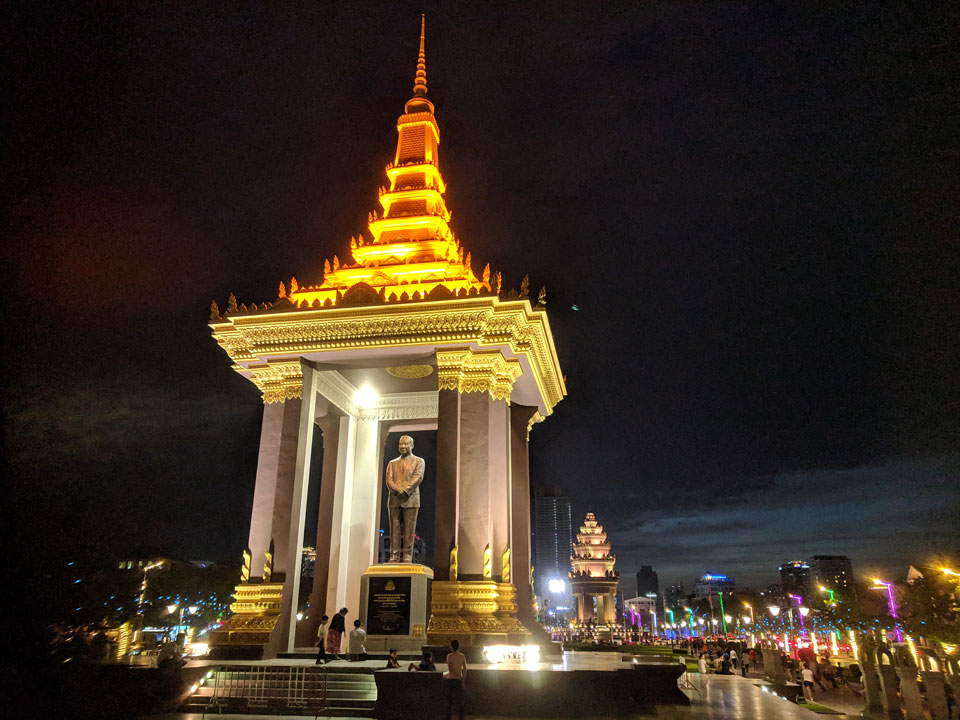 Statue of King Norodom Sihanouk